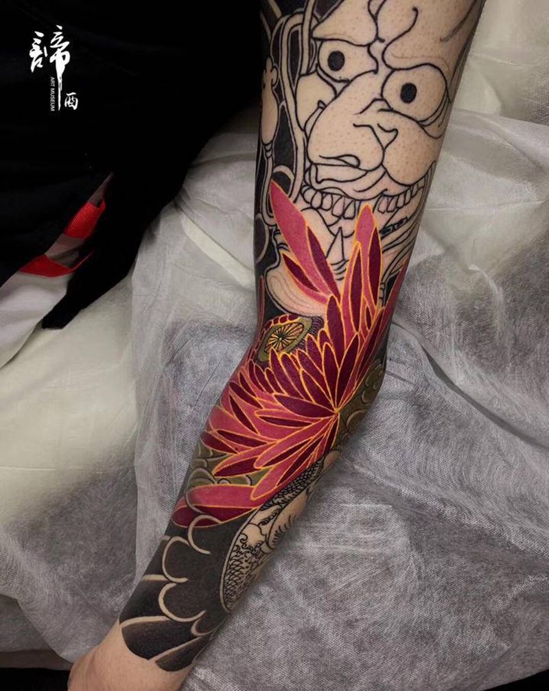 菊花纹身图片_手臂新传统老传统纹身图案