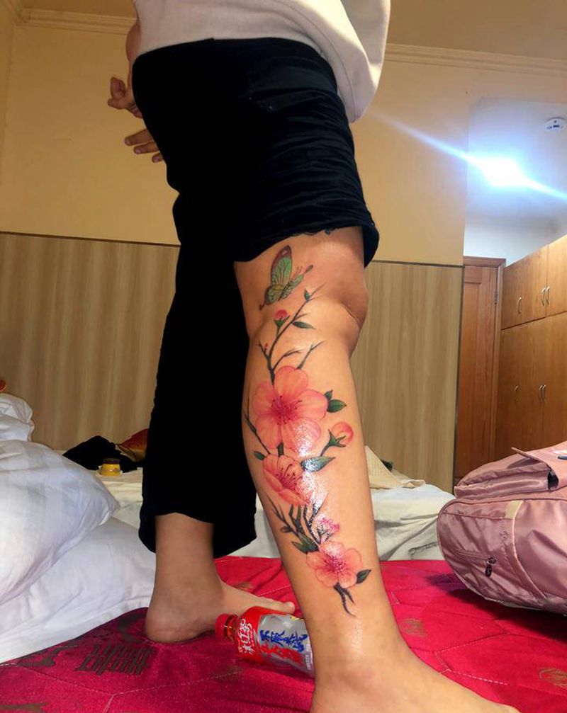 花纹身图片_脚部纹身图案