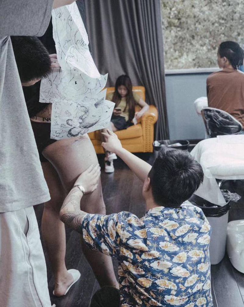 原创纹身图片_腿部臀部新传统老传统纹身图案