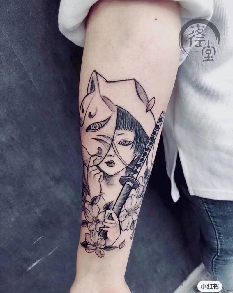 艺妓纹身图片_手臂新传统纹身图案