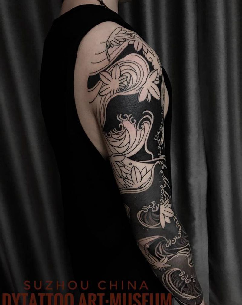 花臂水浪纹身图片_手臂手部老传统新传统纹身图案