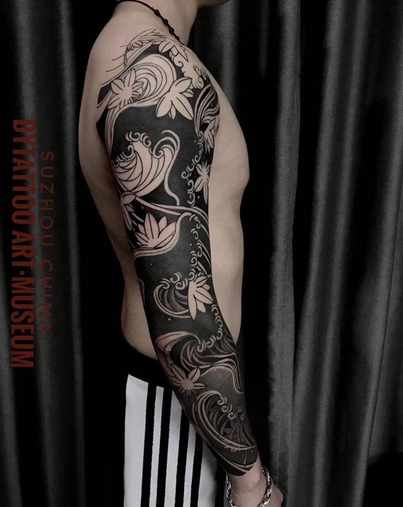 花臂纹身图片_手臂手部老传统新传统纹身图案