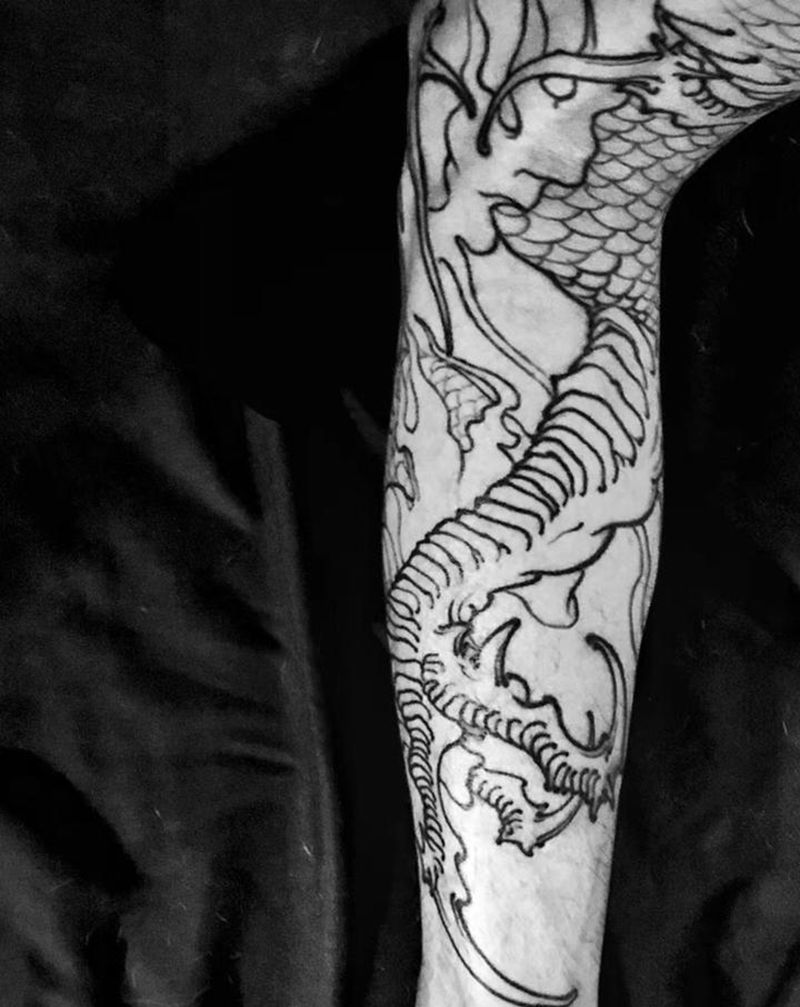 花臂纹身图片_手臂手部老传统新传统纹身图案