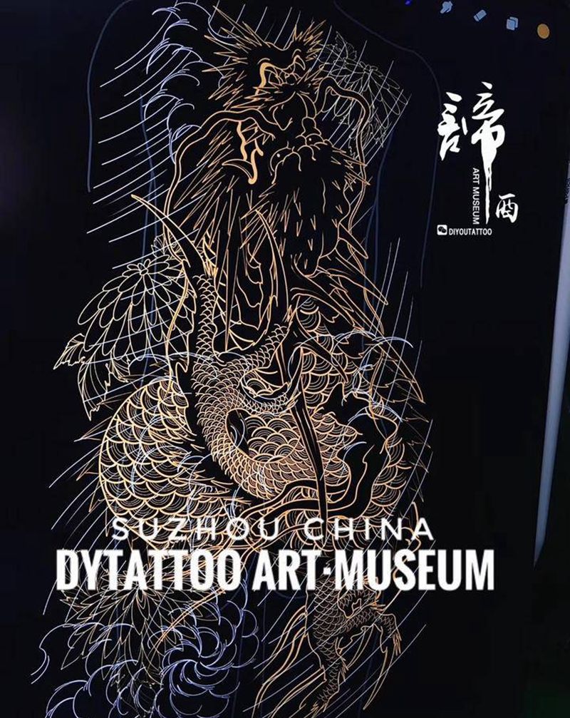 满背纹身图片_手臂手部新传统老传统纹身图案