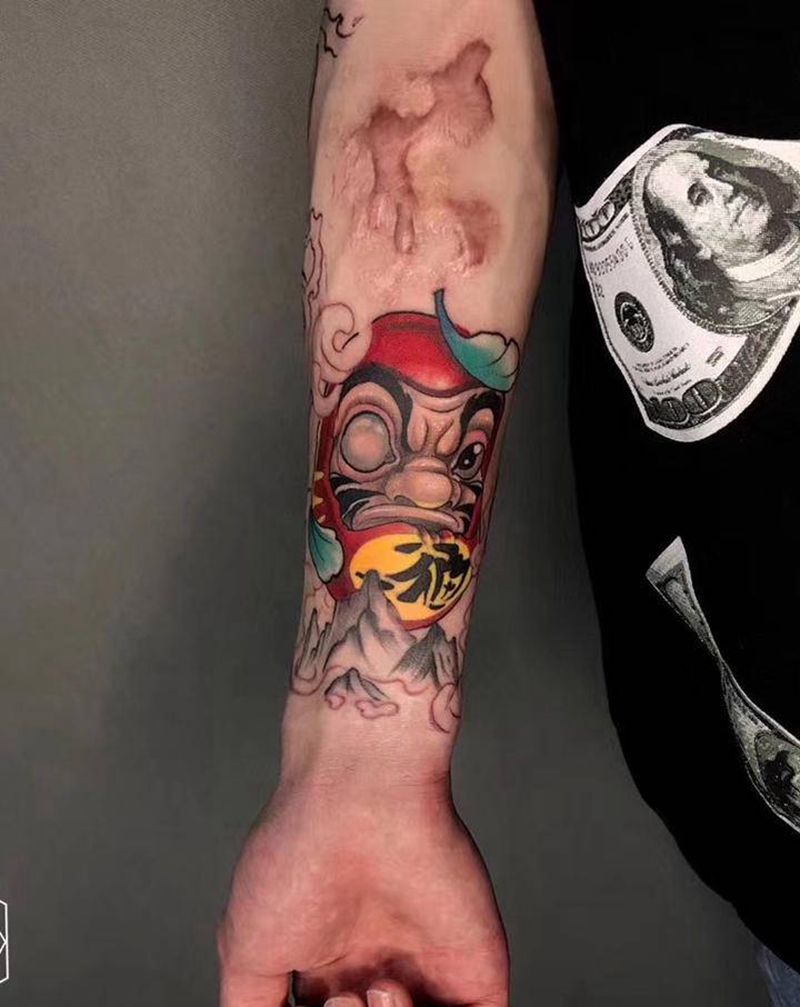 达摩蛋纹身图片_手部手臂达摩蛋纹身图案