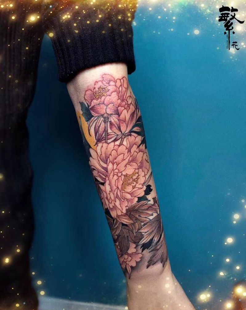 守望纹身图片_手臂New School欧美写实猫花月亮纹身图案