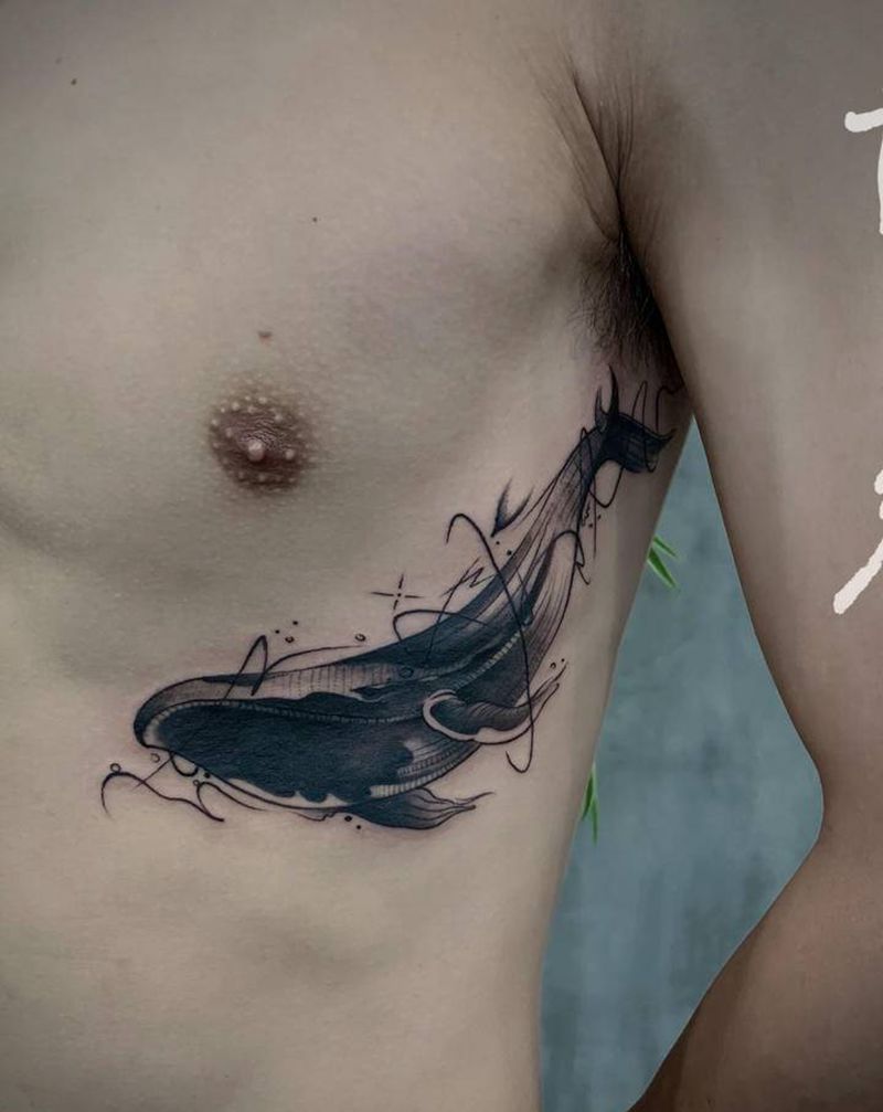 鲸纹身图片_腰部水彩水墨鲸纹身图案