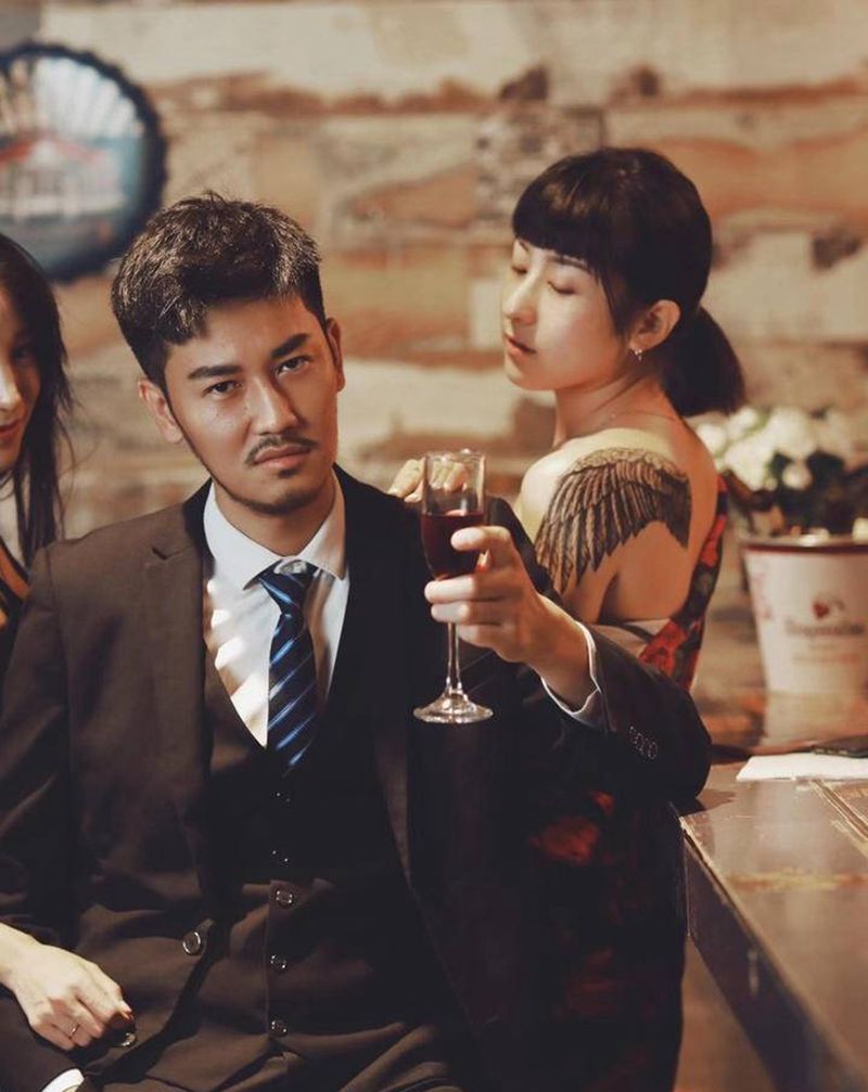 买家秀纹身图片_肩部欧美写实翅膀纹身图案