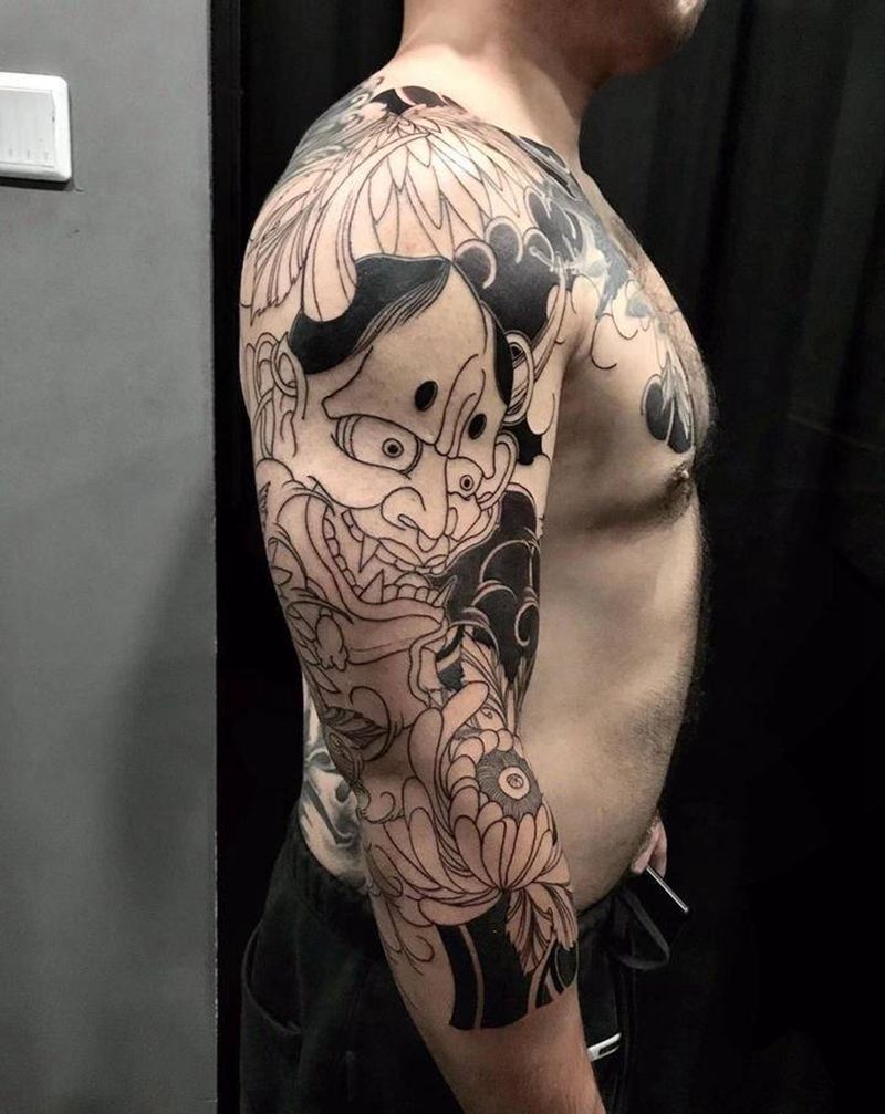 七分袖半胛纹身图片_手臂老传统纹身图案