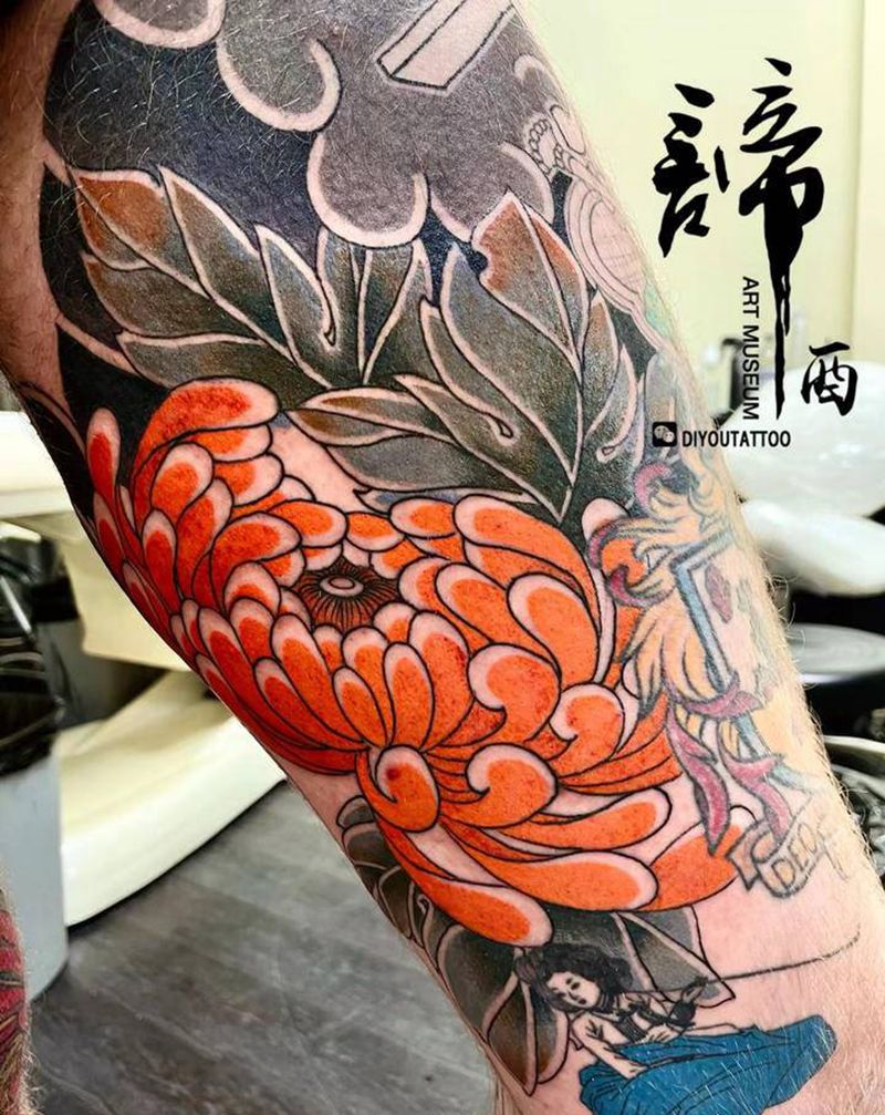 菊花纹身图片_腿部背部老传统纹身图案