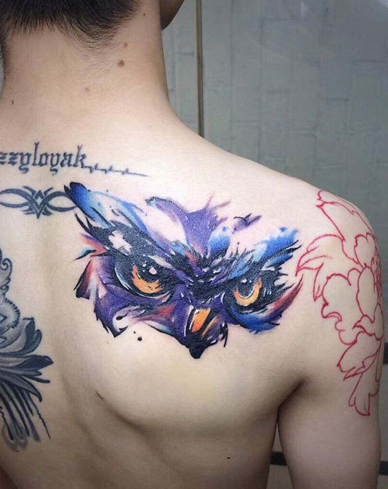水彩猫头鹰纹身图片_背部水彩纹身图案