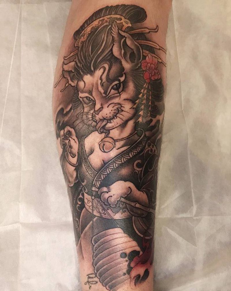 狸猫纹身纹身图片_腿部新传统纹身图案