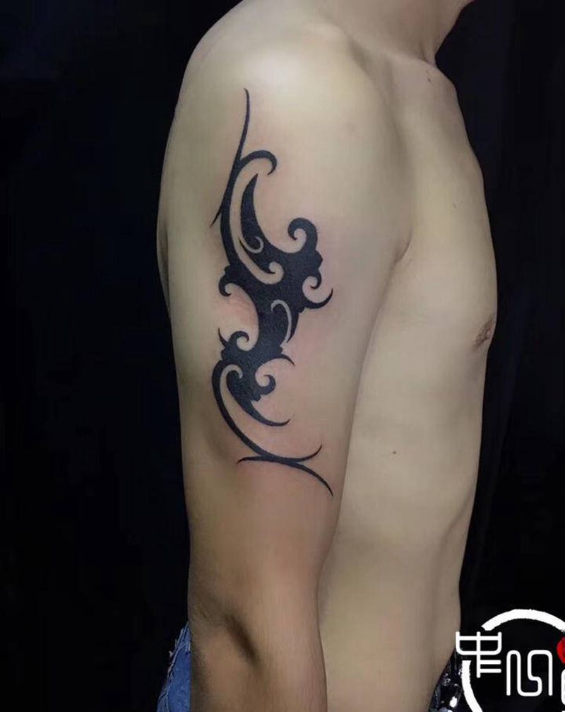 图腾纹身图片_手臂纹身图案