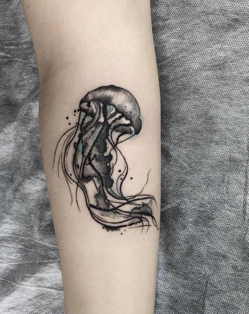 遮盖小字母类纹身图片_手臂纹身图案