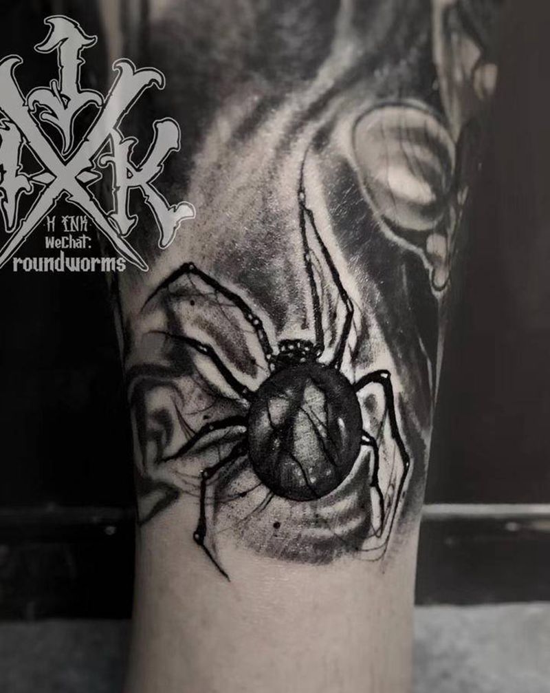 包小腿写实拼接  蜘蛛