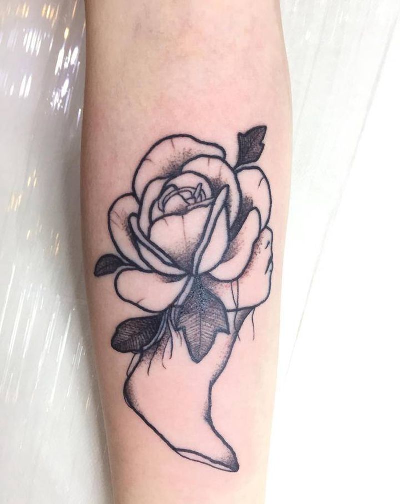 女人纹身图片_手臂Old SchoolNew School纹身图案