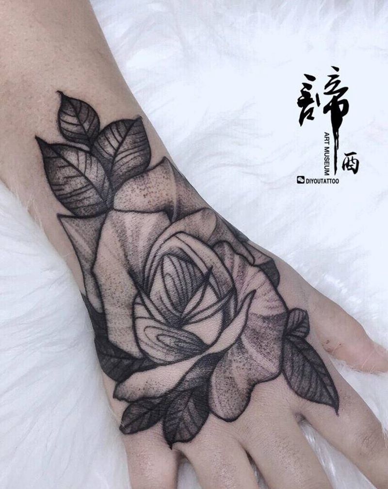 素花手背纹身图片_手部点刺几何纹身图案