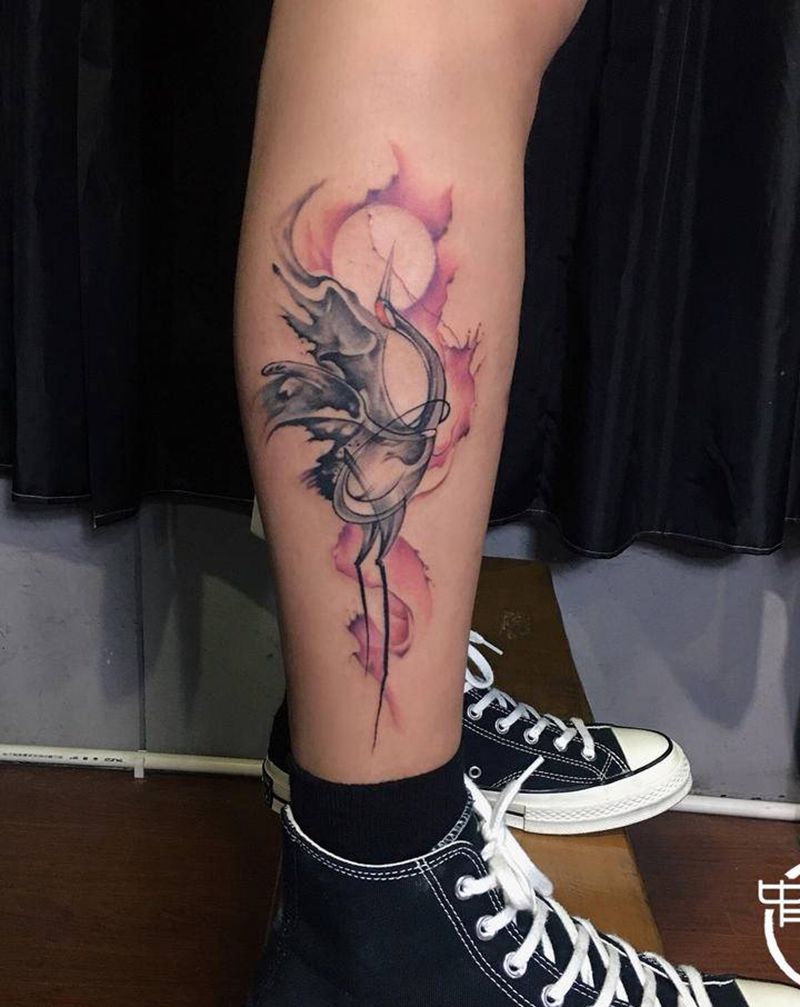 水墨鹤纹身图片_腿部纹身图案