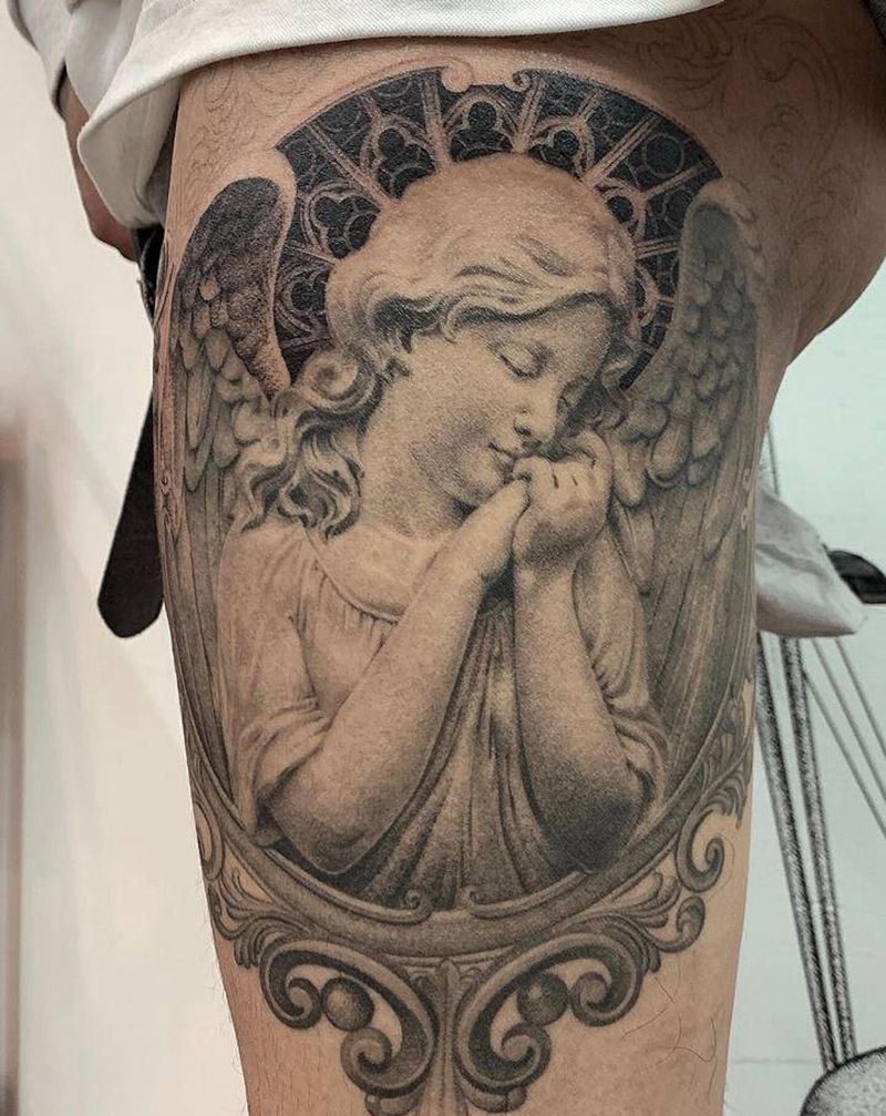 小天使未完纹身图片_腿部点刺欧美写实纹身图案