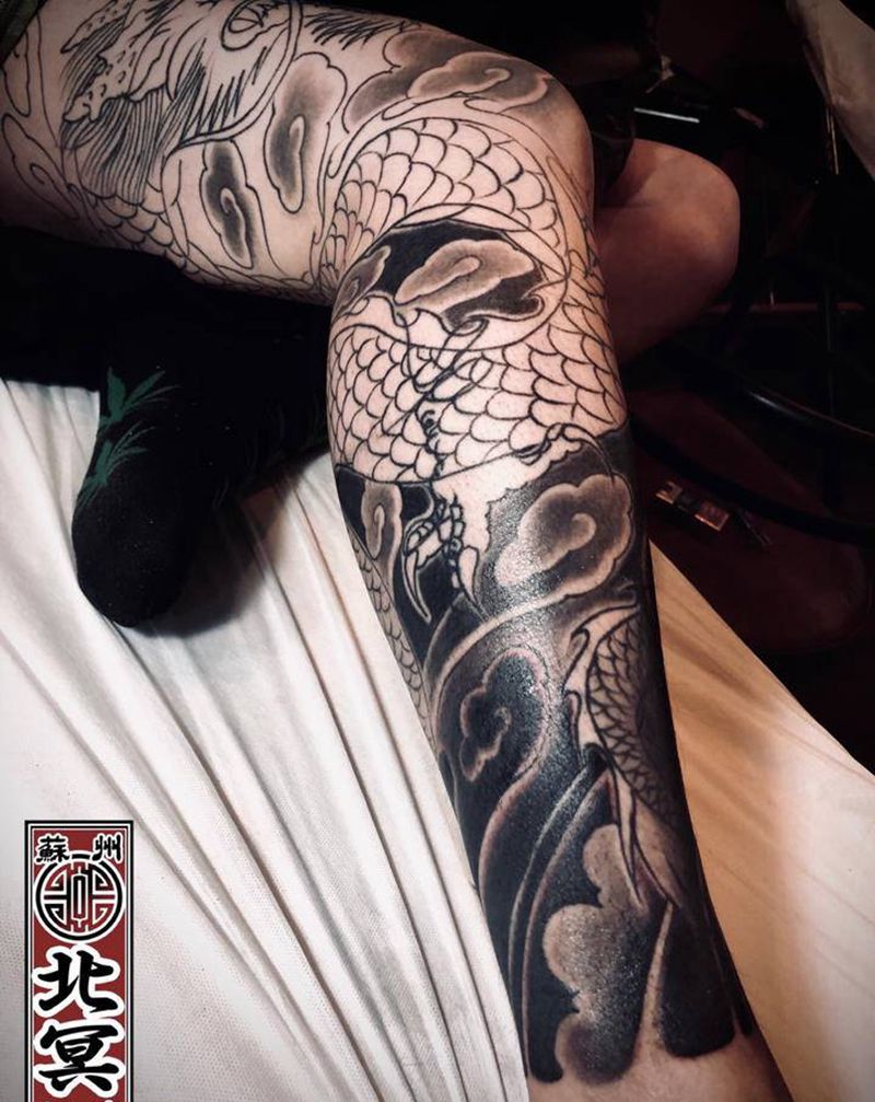 老图上背景纹身图片_老传统纹身图案