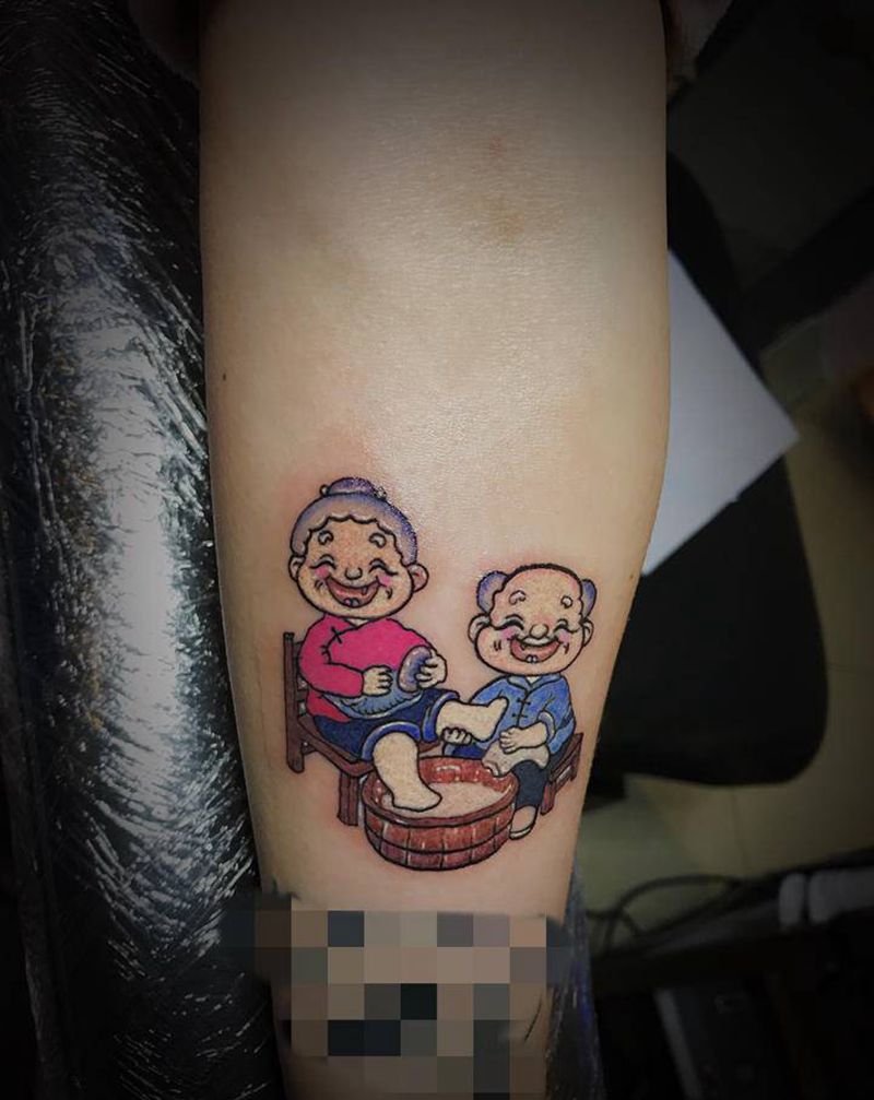 老两口纹身图片_手臂纹身图案