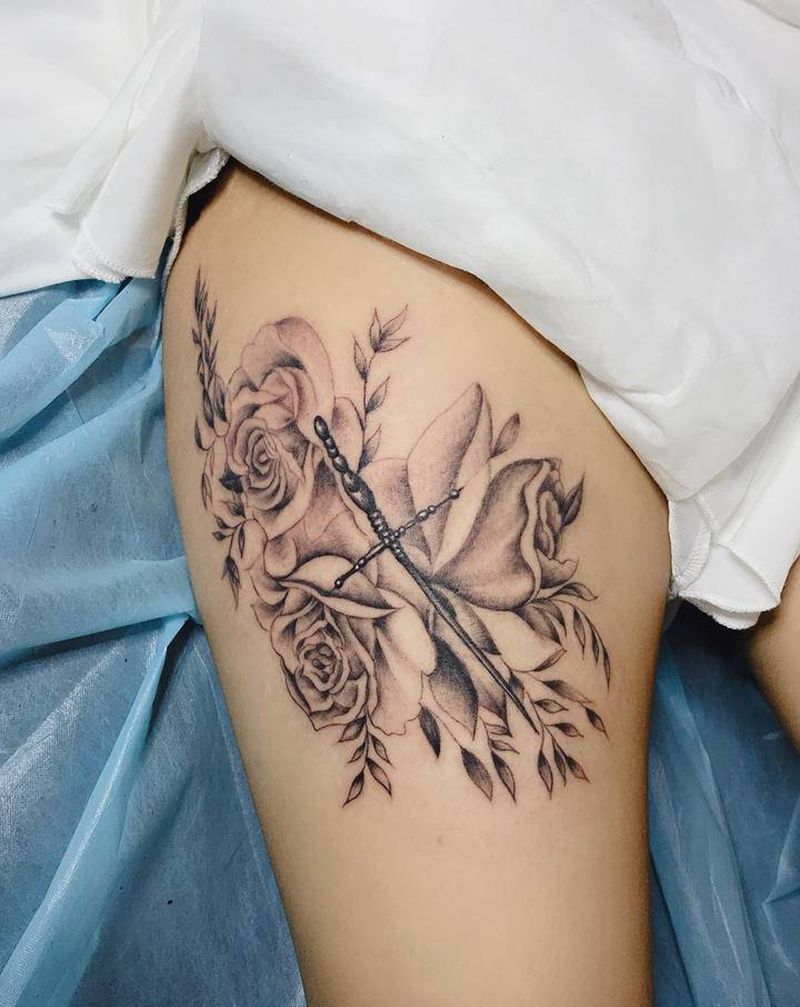 素花纹身图片_腿部纹身图案