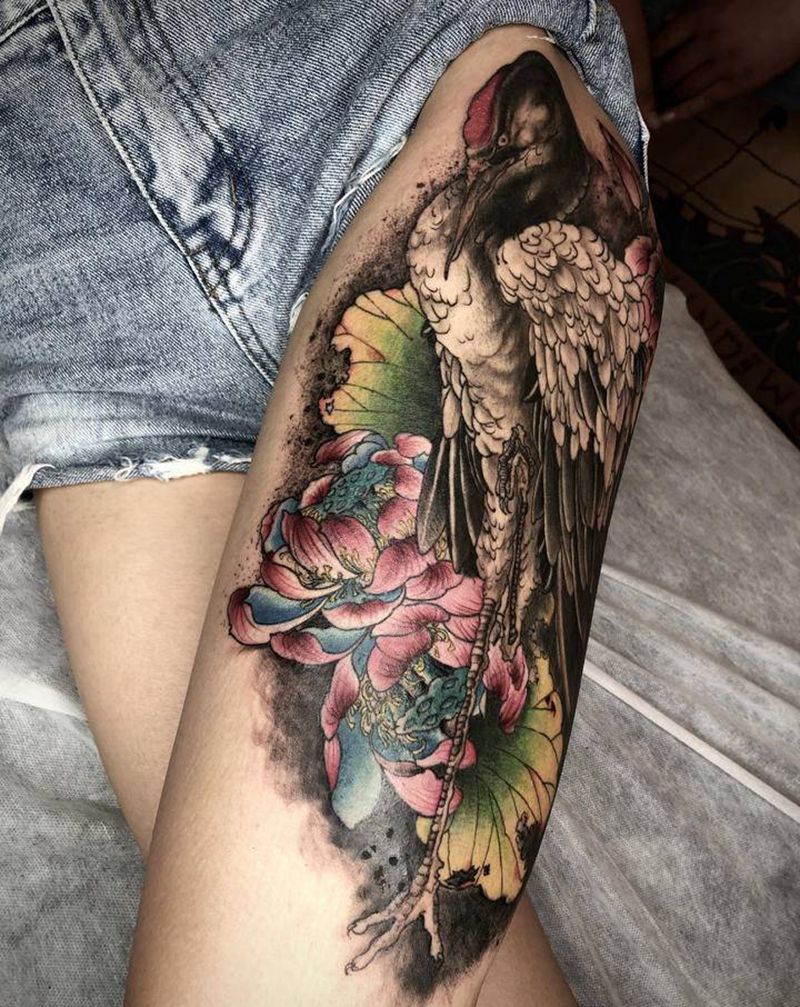 鹤纹身图片_腿部新传统纹身图案