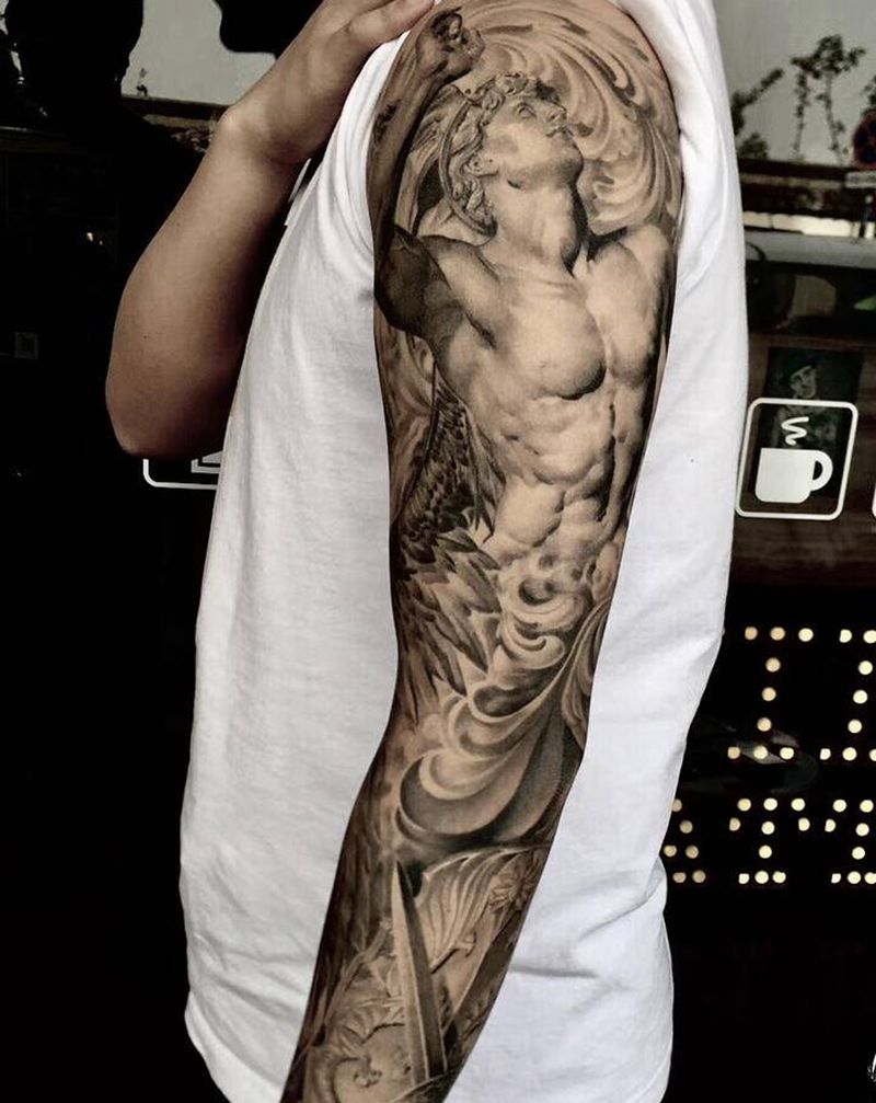 花臂纹身图片_手臂欧美写实纹身图案