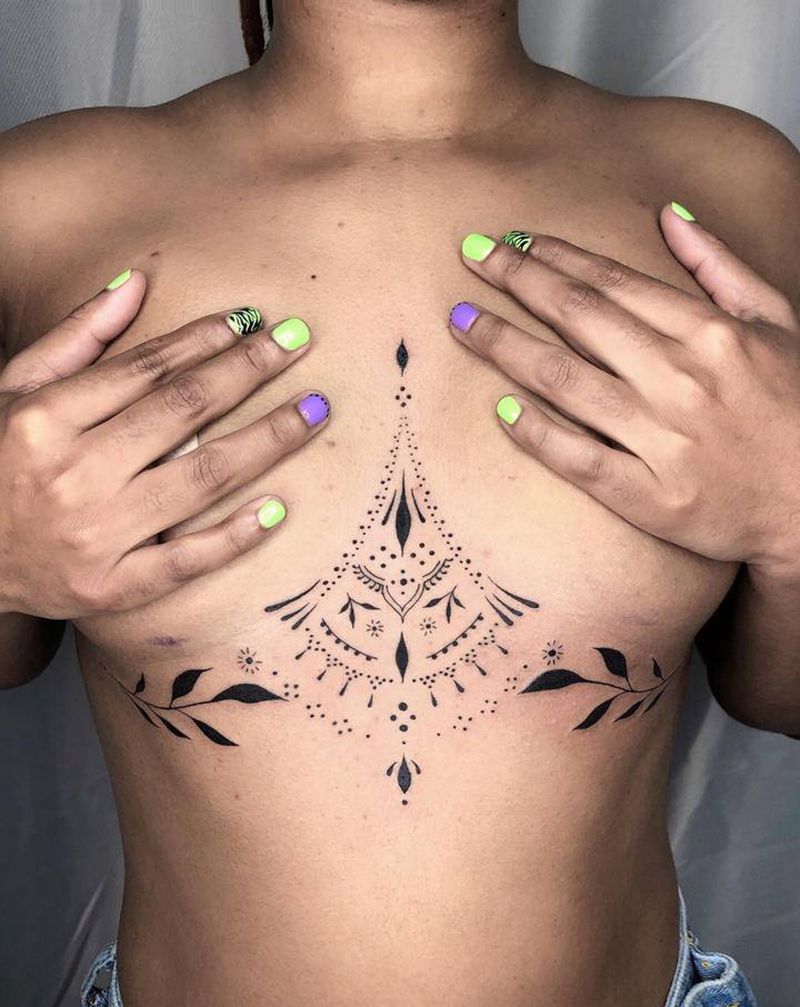 ❤️纹身图片_胸部点刺几何纹身图案