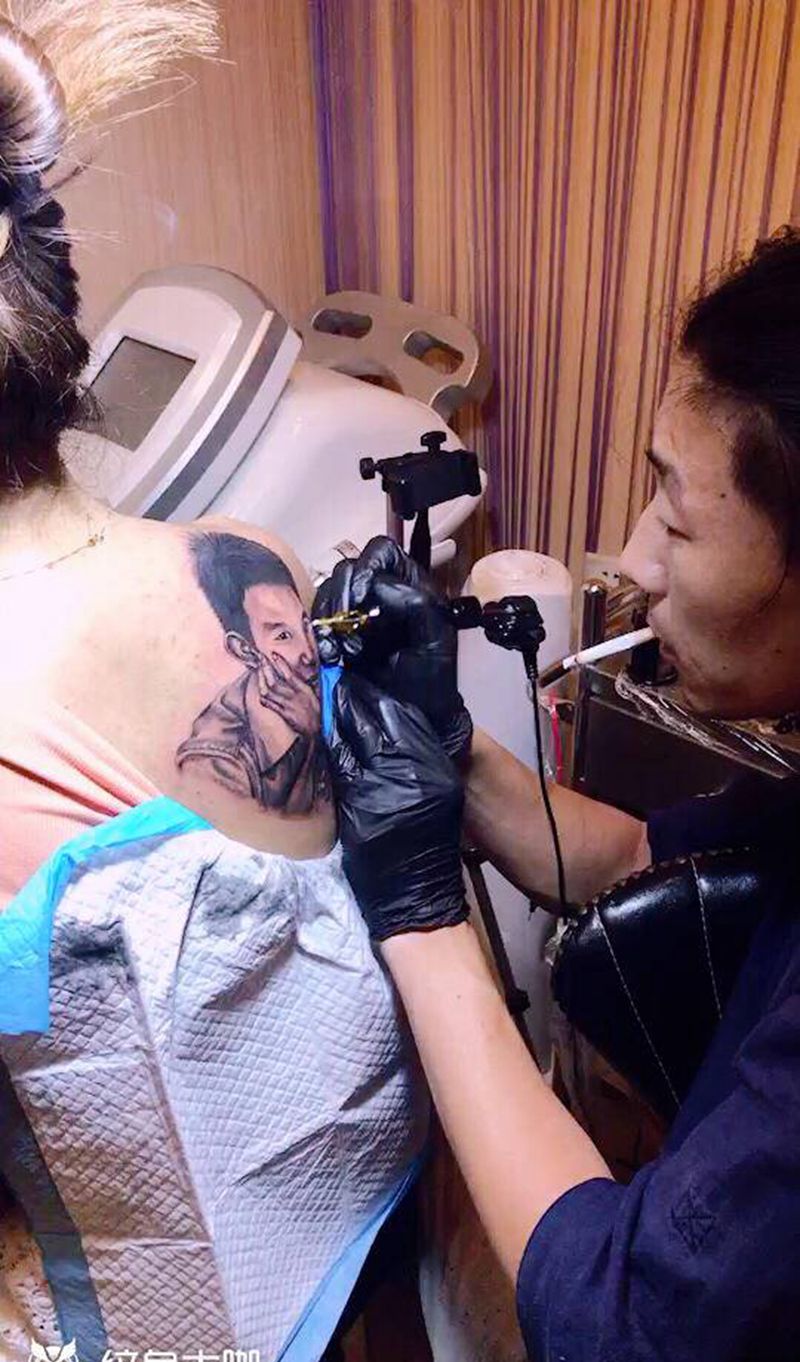 肖像纹身图片_背部欧美写实纹身图案