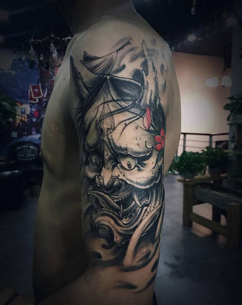 大臂班若纹身图片_手臂新传统纹身图案