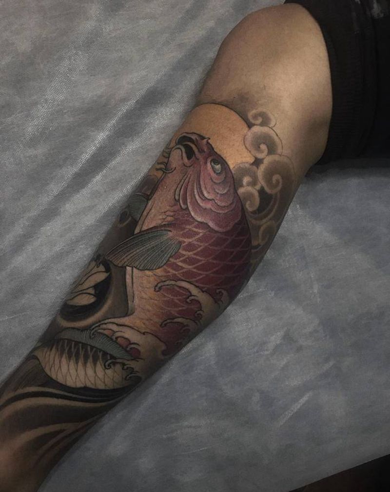 锦鲤，进度60%纹身图片_腿部新传统纹身图案