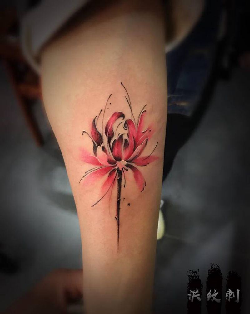 彼岸花纹身图片_手臂水彩彼岸花纹身图案