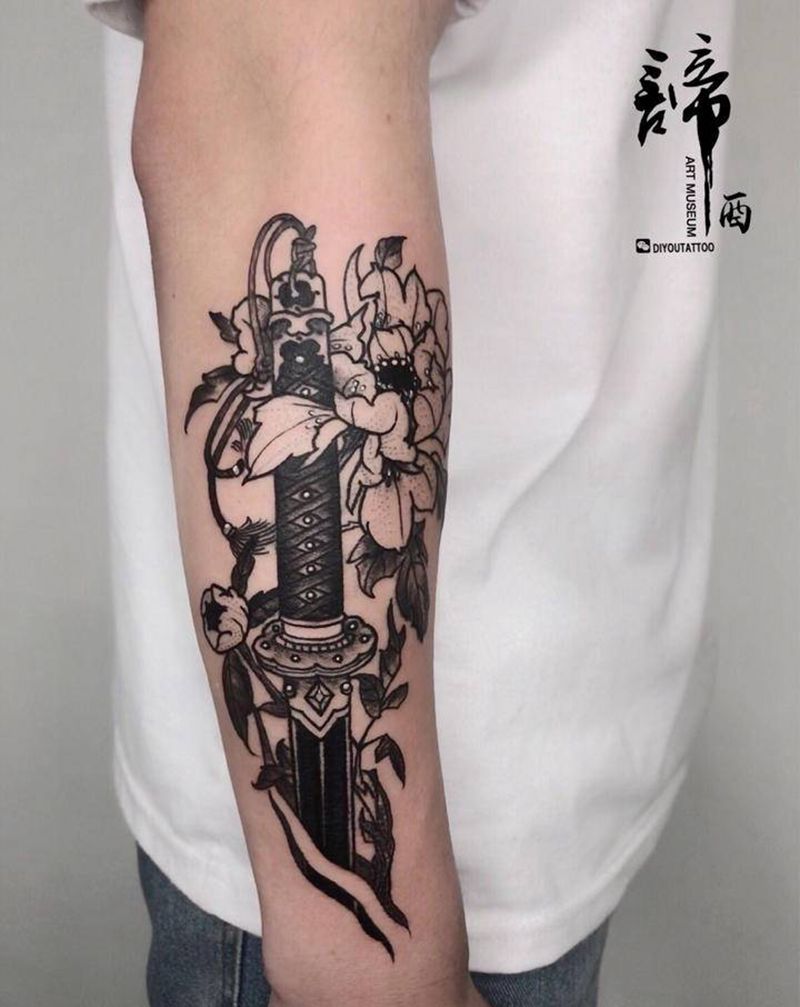 剑花系列纹身图片_手臂点刺纹身图案