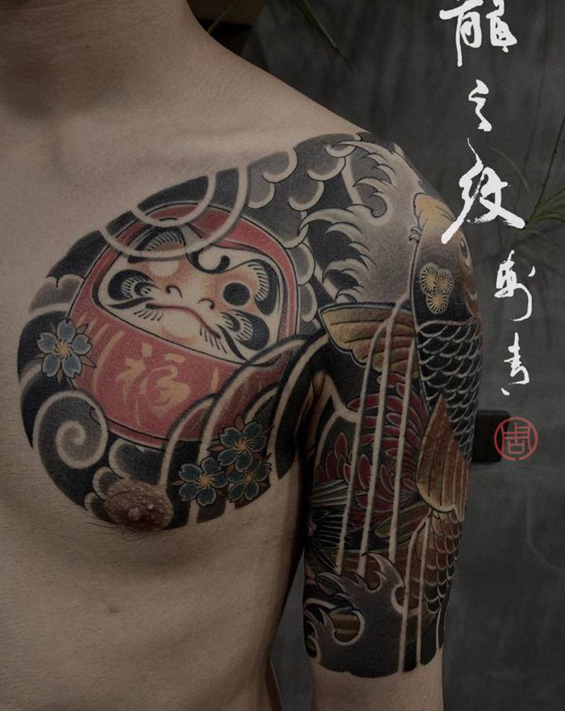 半甲纹身图片_胸部手臂老传统纹身图案