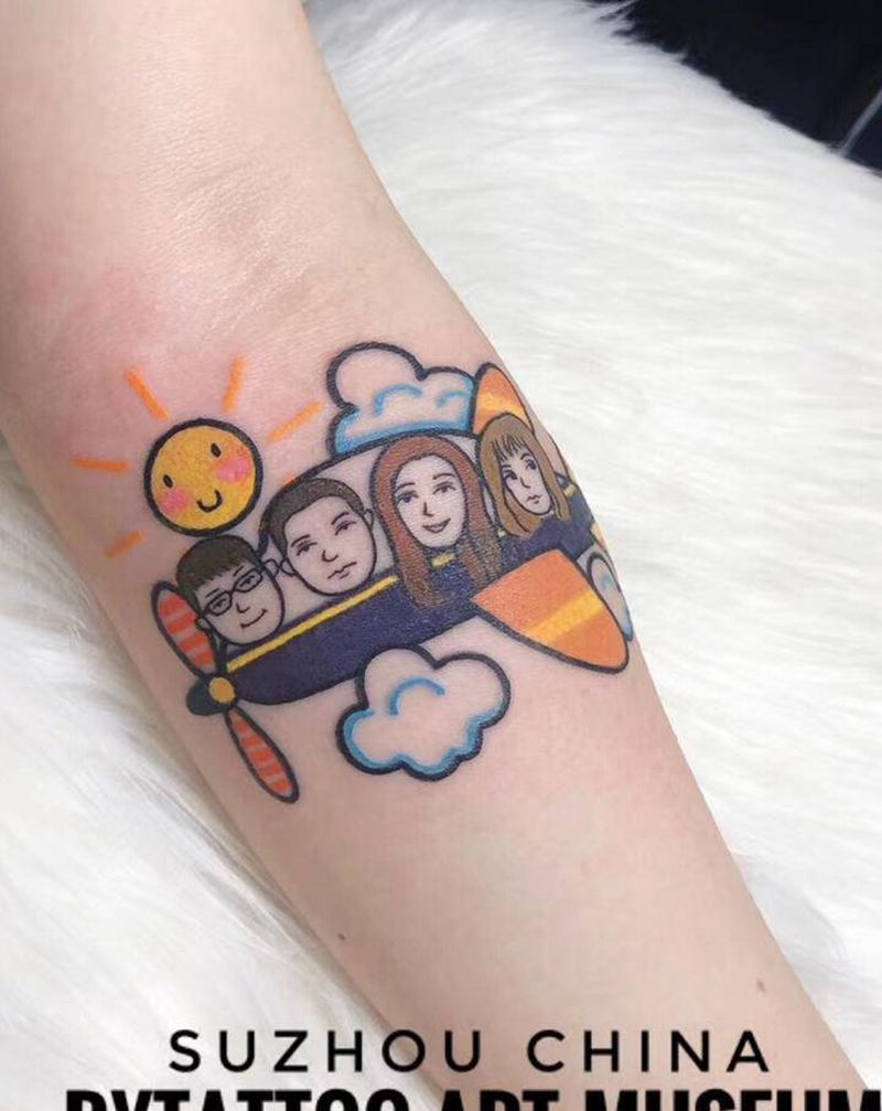 开心纹身图片_手臂纹身图案