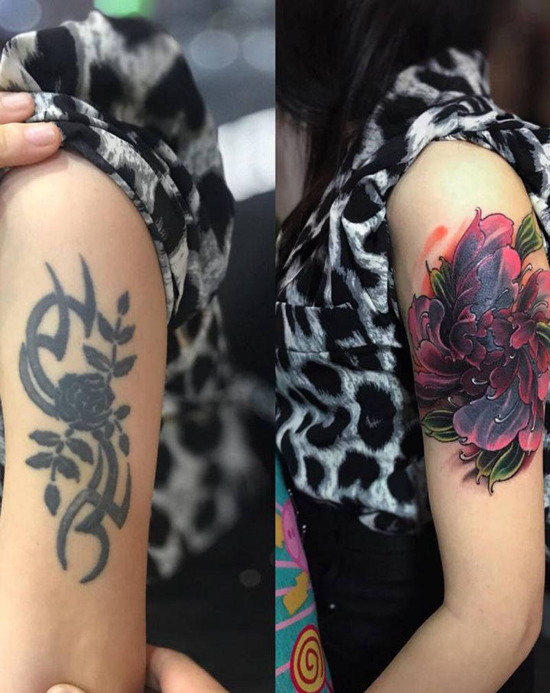 牡丹遮盖纹身图片_手臂新传统牡丹遮盖花纹身图案