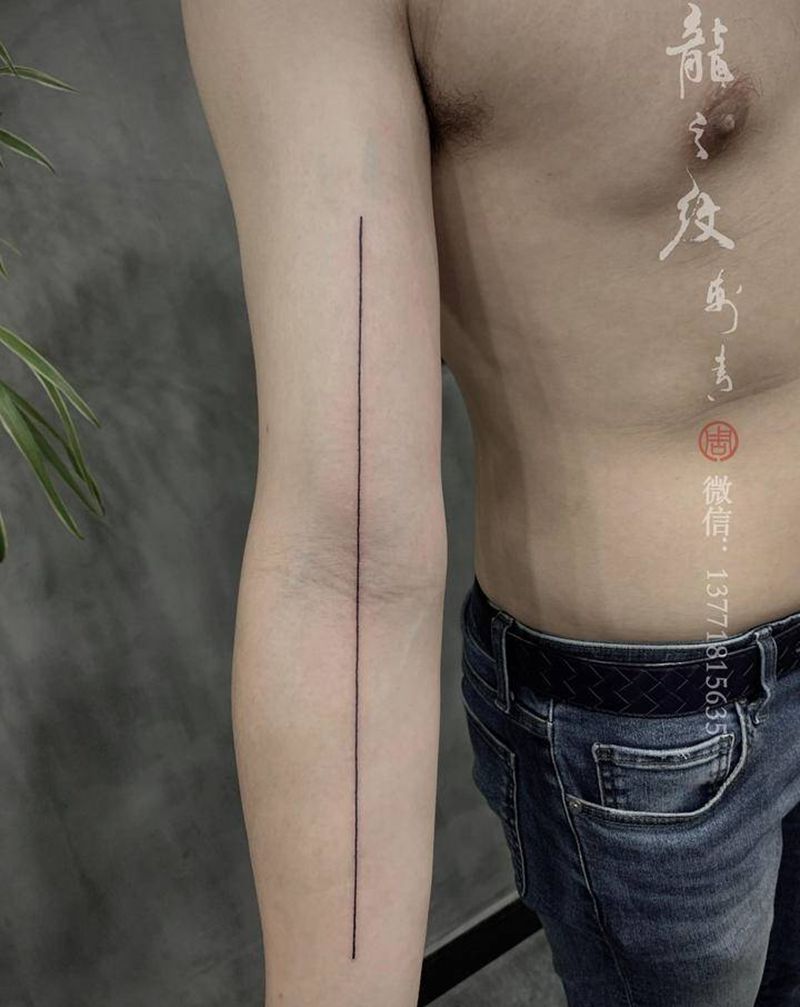 线纹身图片_手臂几何纹身图案