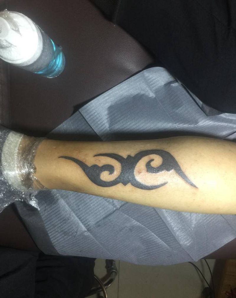 图腾纹身图片_腿部图腾纹身图案