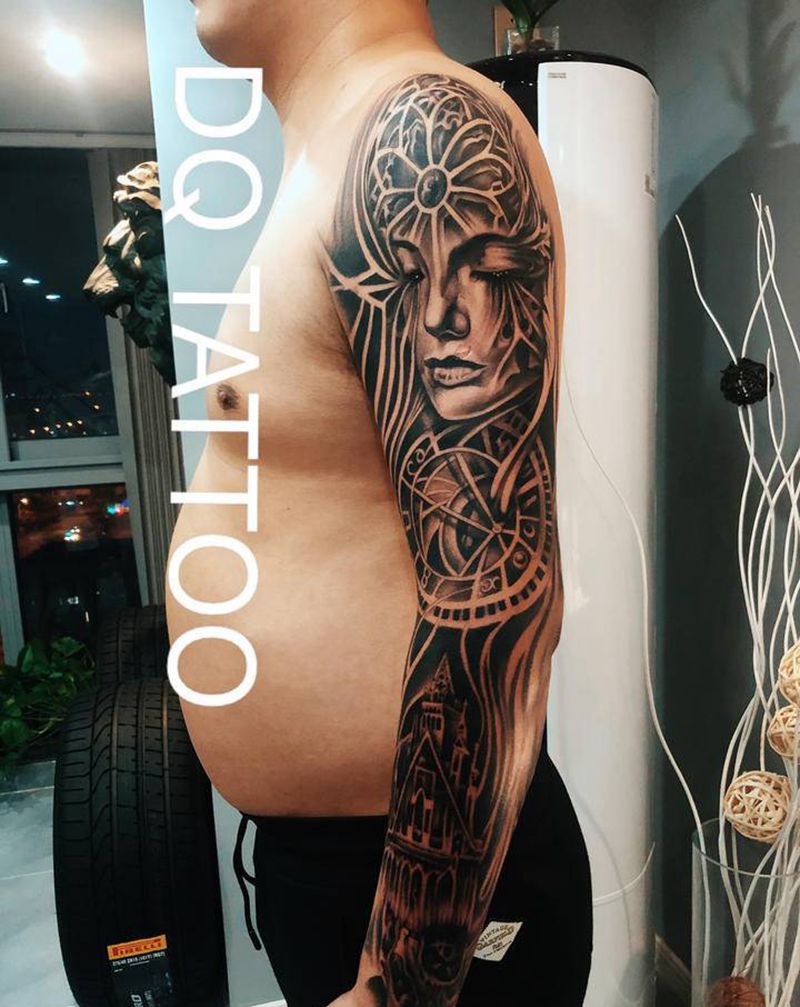 欧美包臂纹身图片_欧美纹身图案