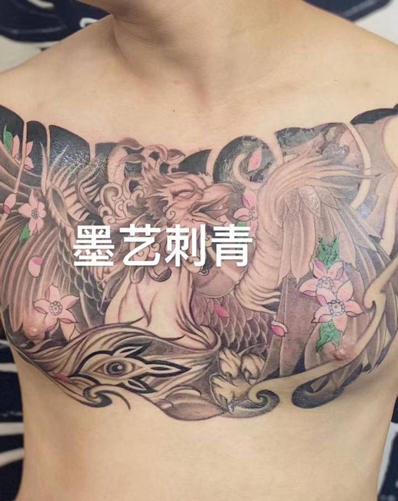 花胸凤凰后续纹身图片_胸部新传统纹身图案