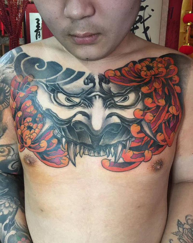 般若菊花纹身图片_胸部新传统老传统般若菊花纹身图案