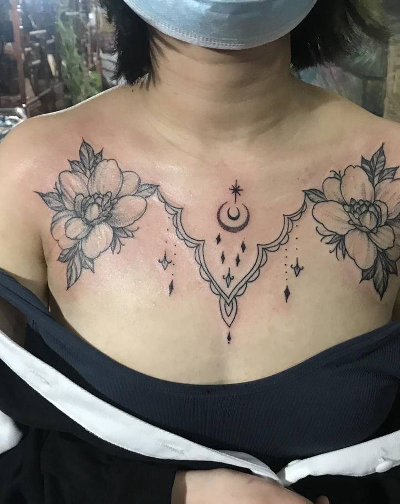 刺花纹身纹身图片_胸部点刺纹身图案