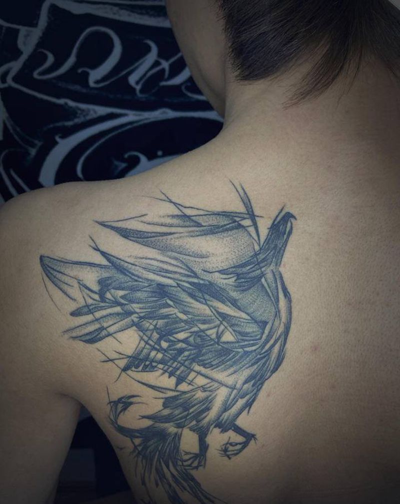 恢复后 看颗粒感纹身图片_胸部背部点刺几何纹身图案