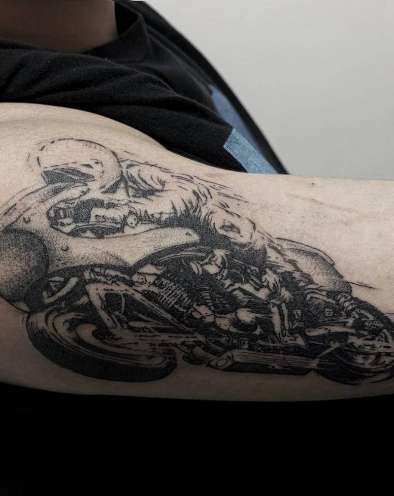 cafe racer纹身图片_手臂点刺纹身图案