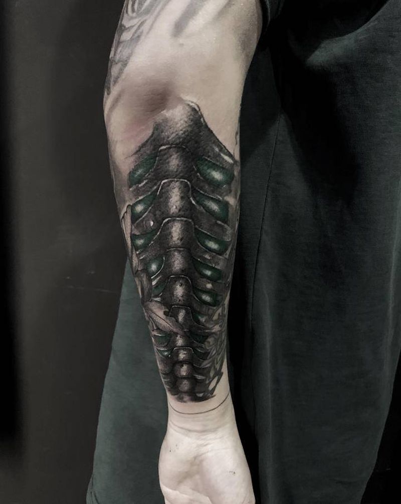 freehand  一下纹身图片_手臂点刺纹身图案