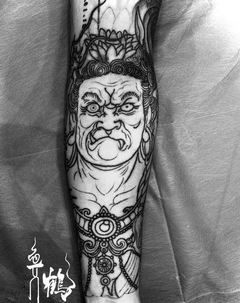 不动明王纹身图片_手臂新传统纹身图案