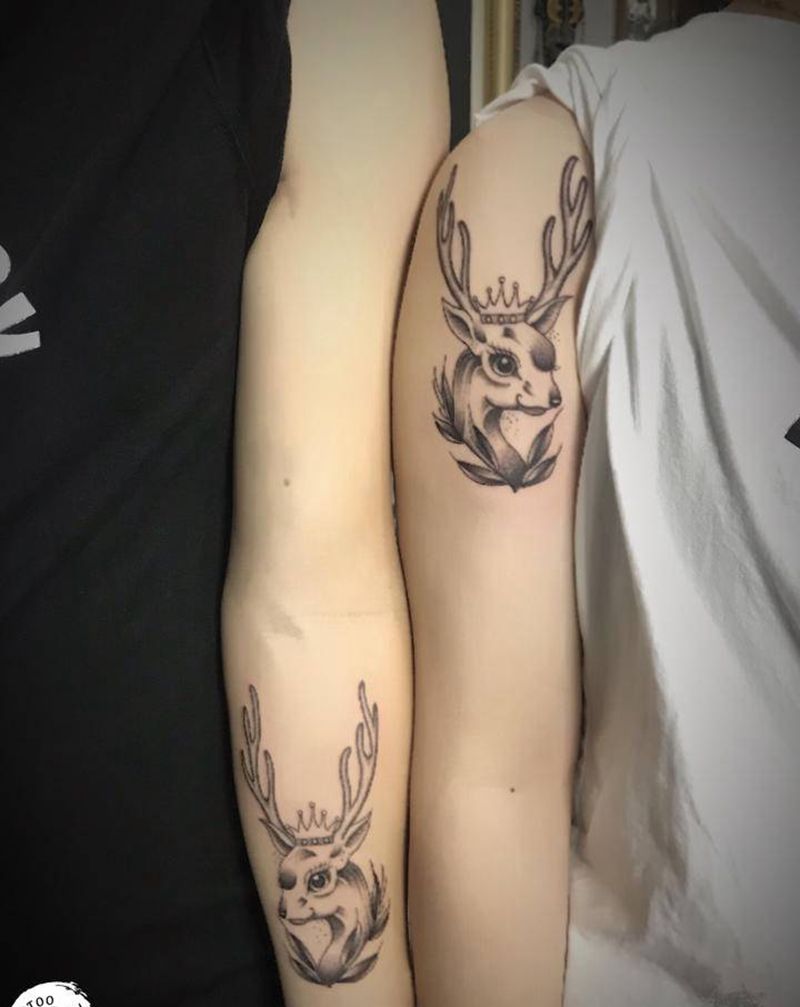 鹿纹身图片_手臂纹身图案