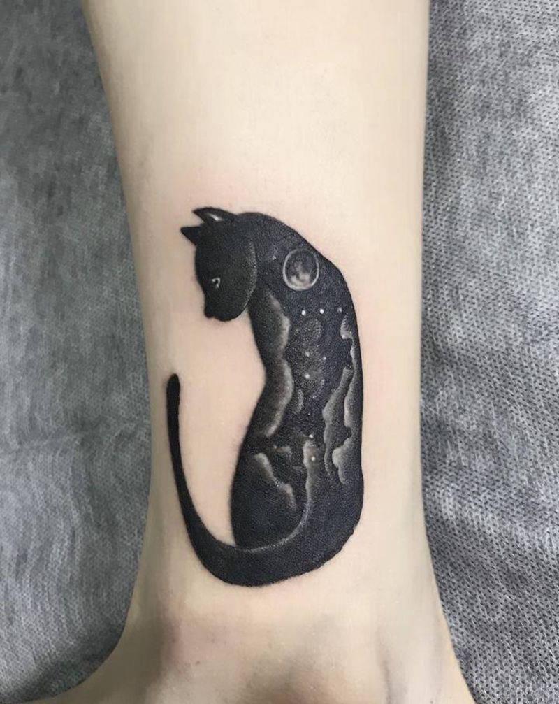 猫纹身图片_腿部纹身图案