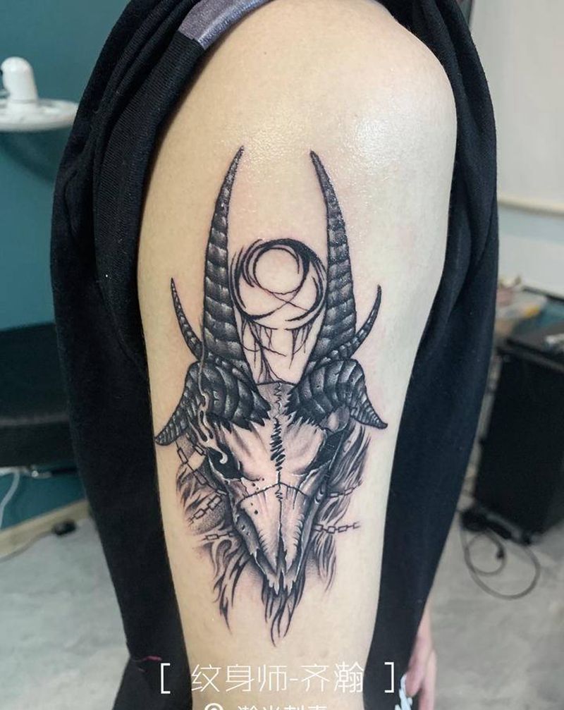 羊头纹身图片_腿部背部欧美写实点刺纹身图案